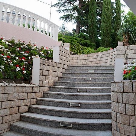 Hotel Vali Dramalj Цриквениця Екстер'єр фото