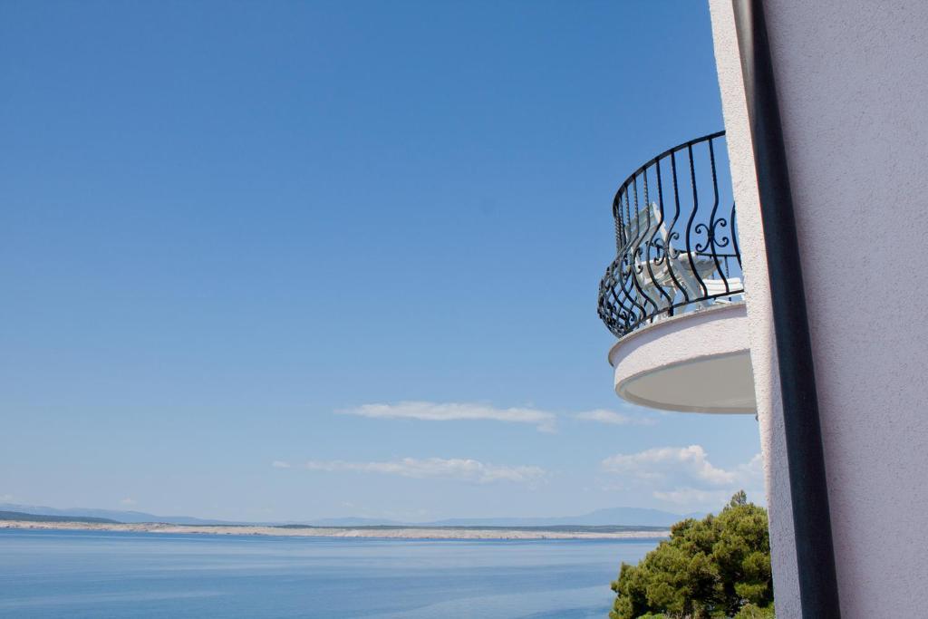 Hotel Vali Dramalj Цриквениця Екстер'єр фото